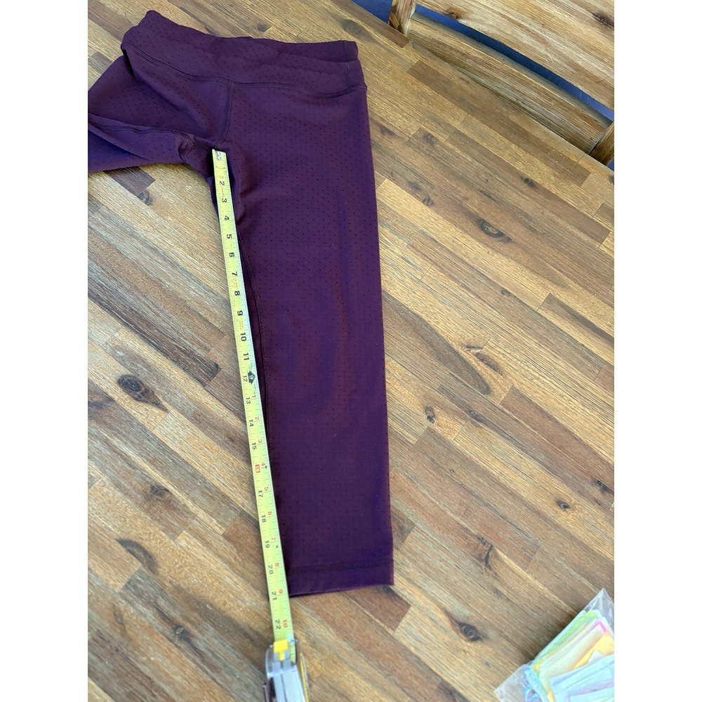 Lululemon Astro Wunder Under Crop Leggings Maroon Women's Size 4 Shine Dot - Picture 8 of 16